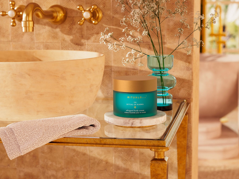 Крем для тіла Rituals The Ritual of Karma Whipped Body Cream 220 мл (скло) 12521 фото